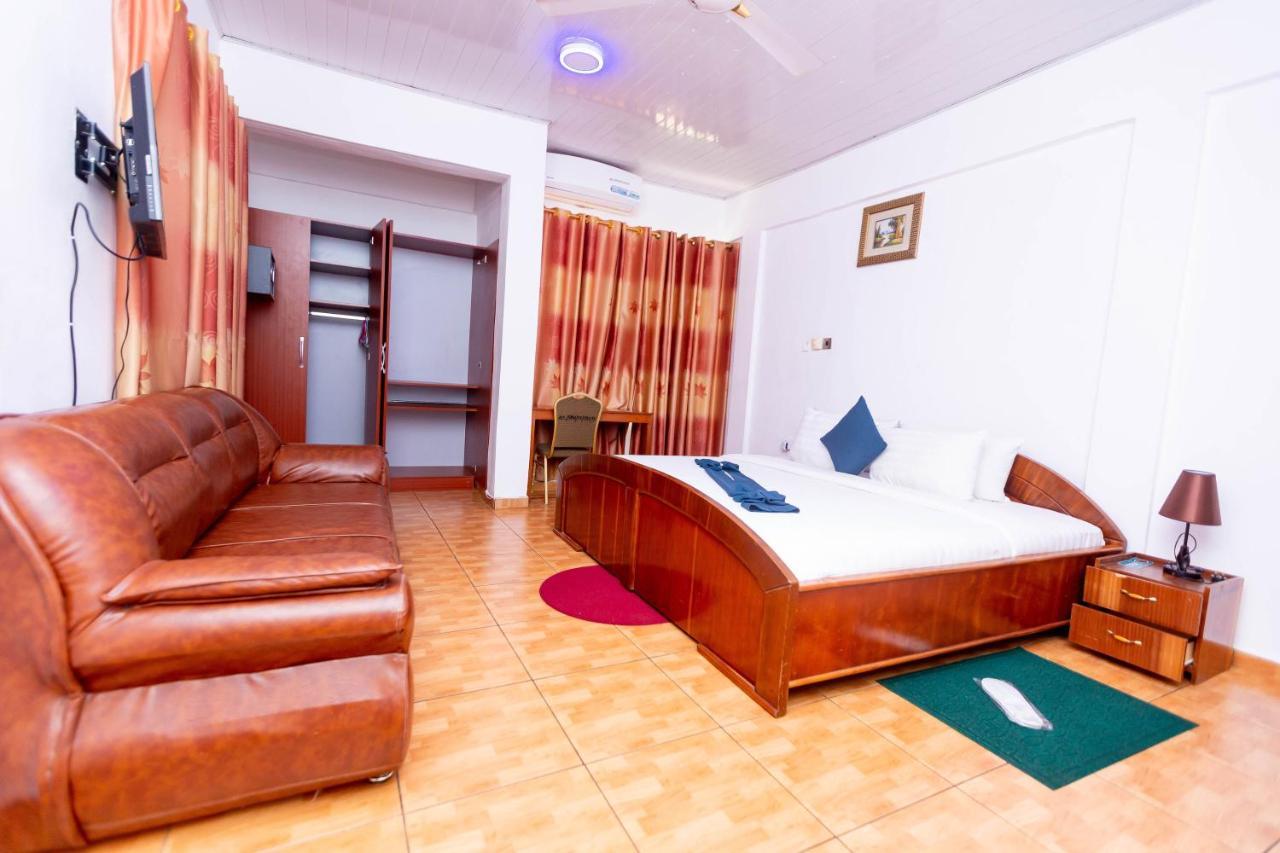 Sky Plus Hotel & Resort Ho Eksteriør billede
