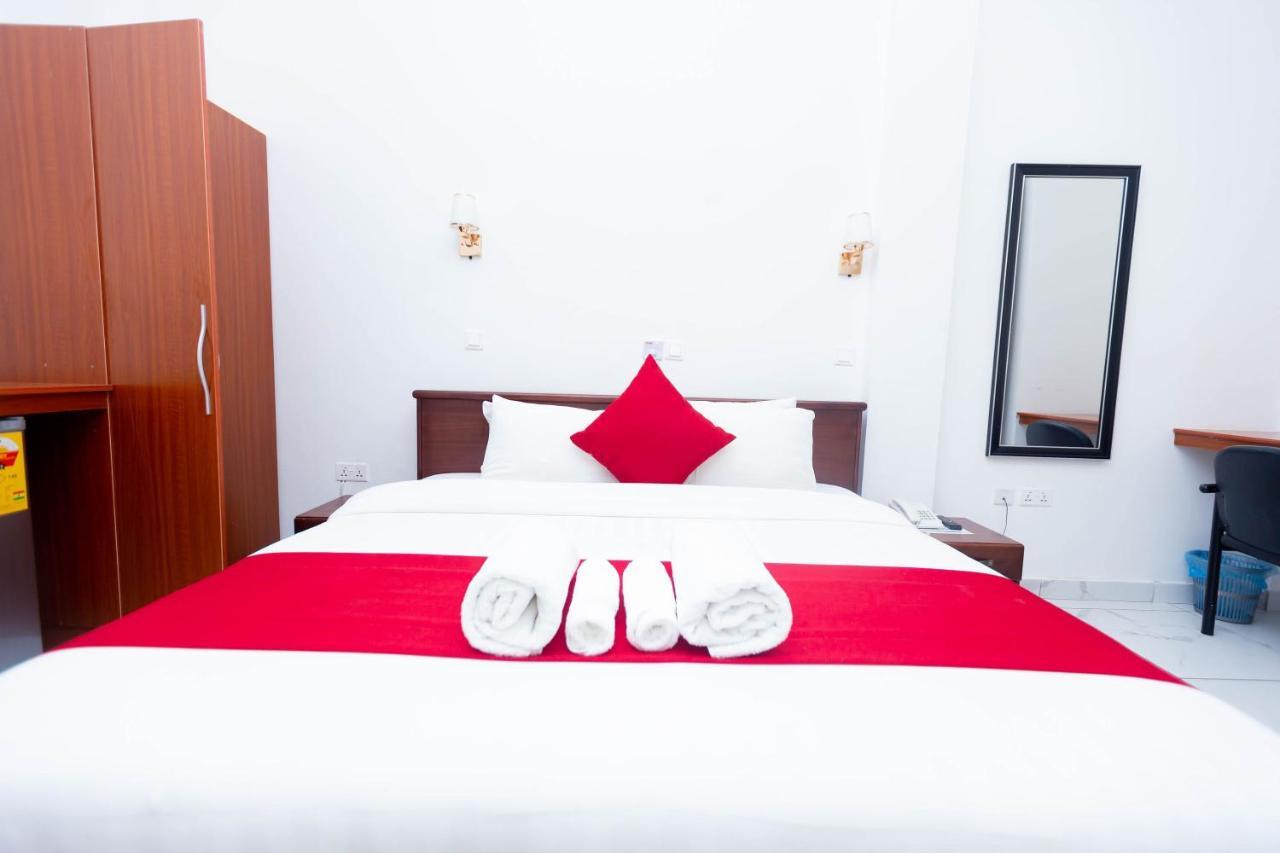 Sky Plus Hotel & Resort Ho Eksteriør billede