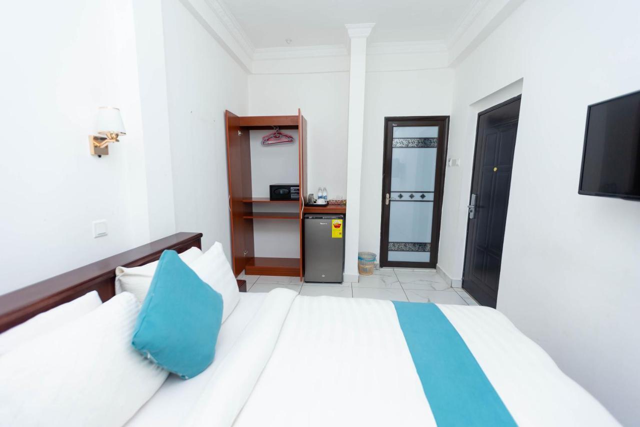 Sky Plus Hotel & Resort Ho Eksteriør billede