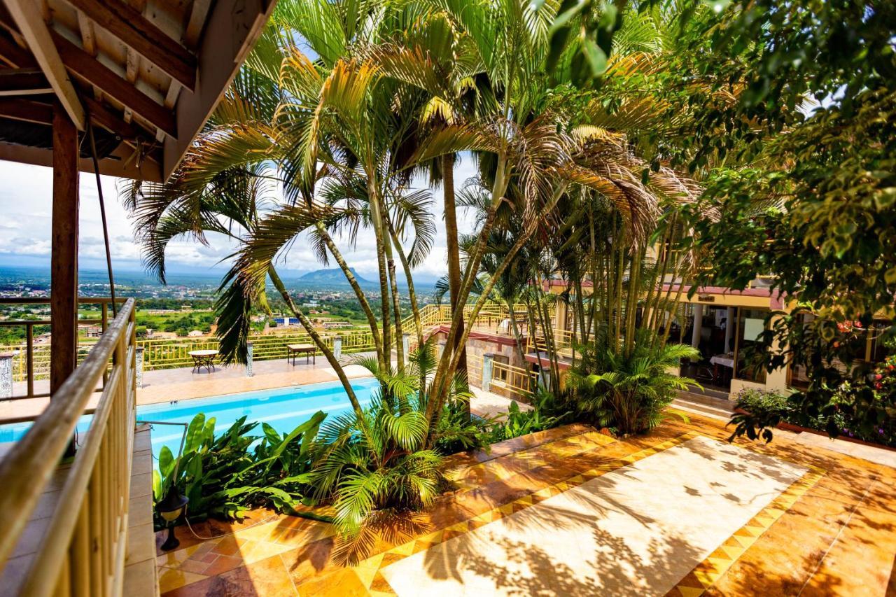 Sky Plus Hotel & Resort Ho Eksteriør billede