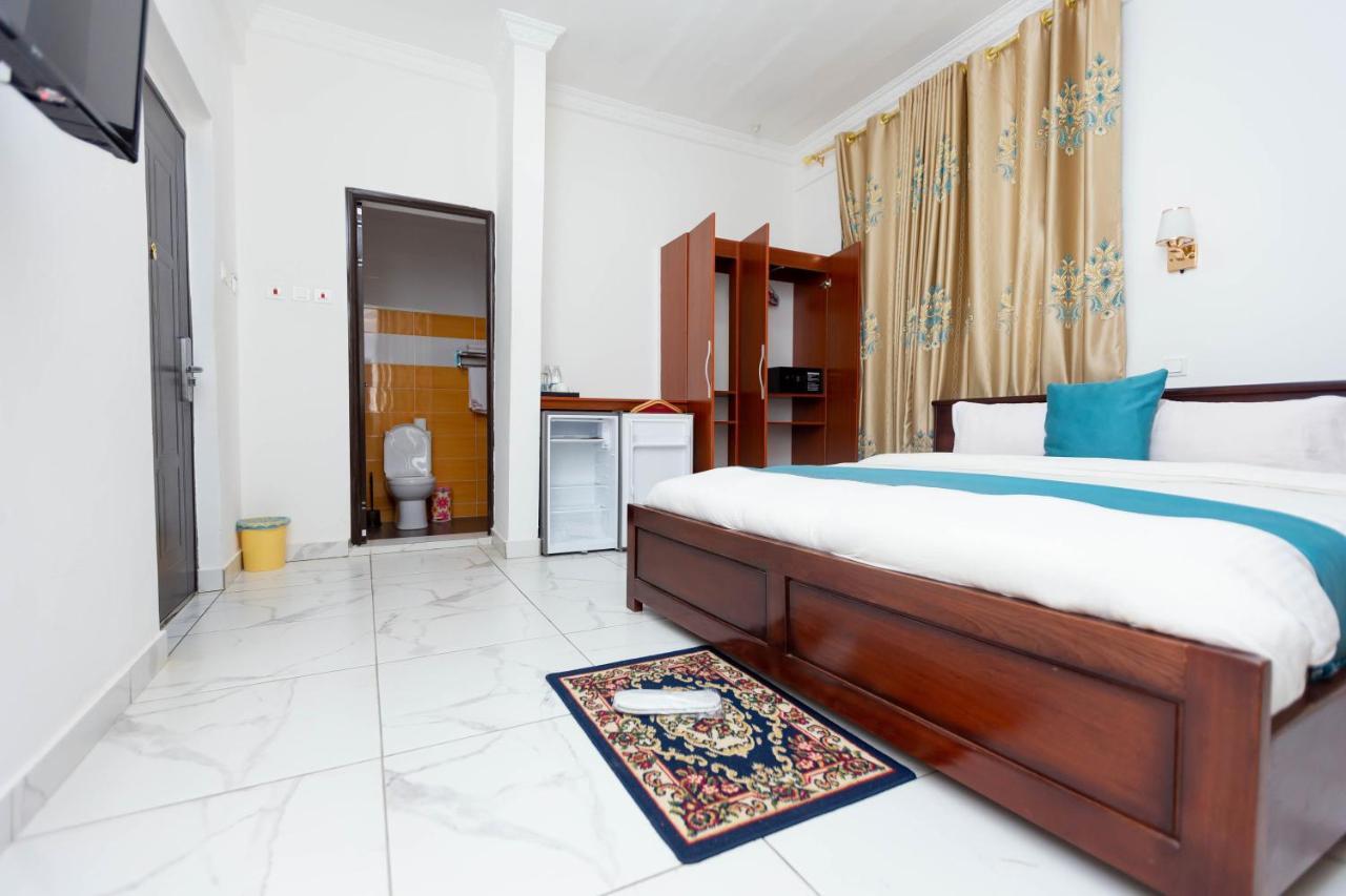 Sky Plus Hotel & Resort Ho Eksteriør billede