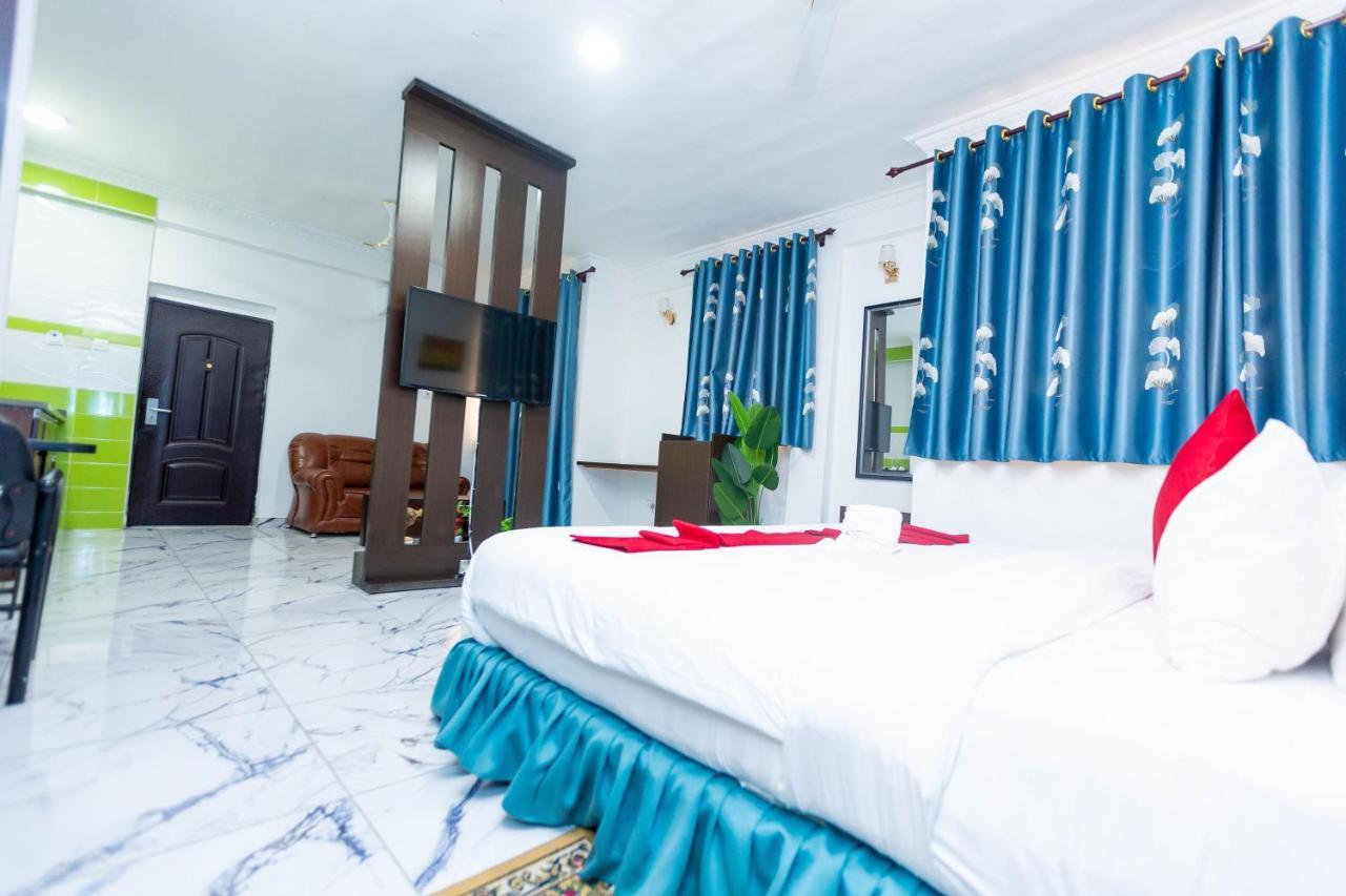 Sky Plus Hotel & Resort Ho Eksteriør billede